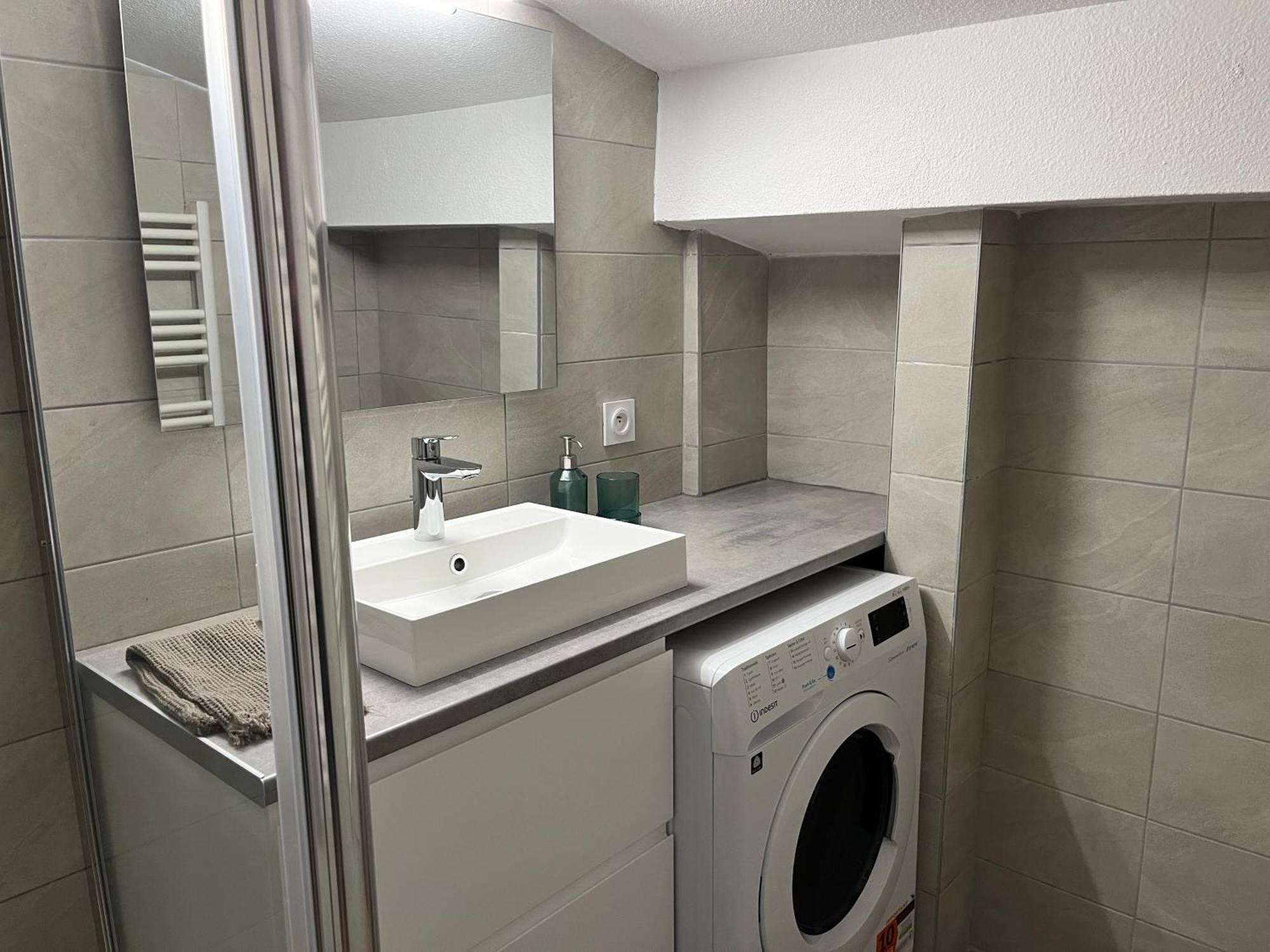 Appartement T3 Independant Ла-Ґард Екстер'єр фото