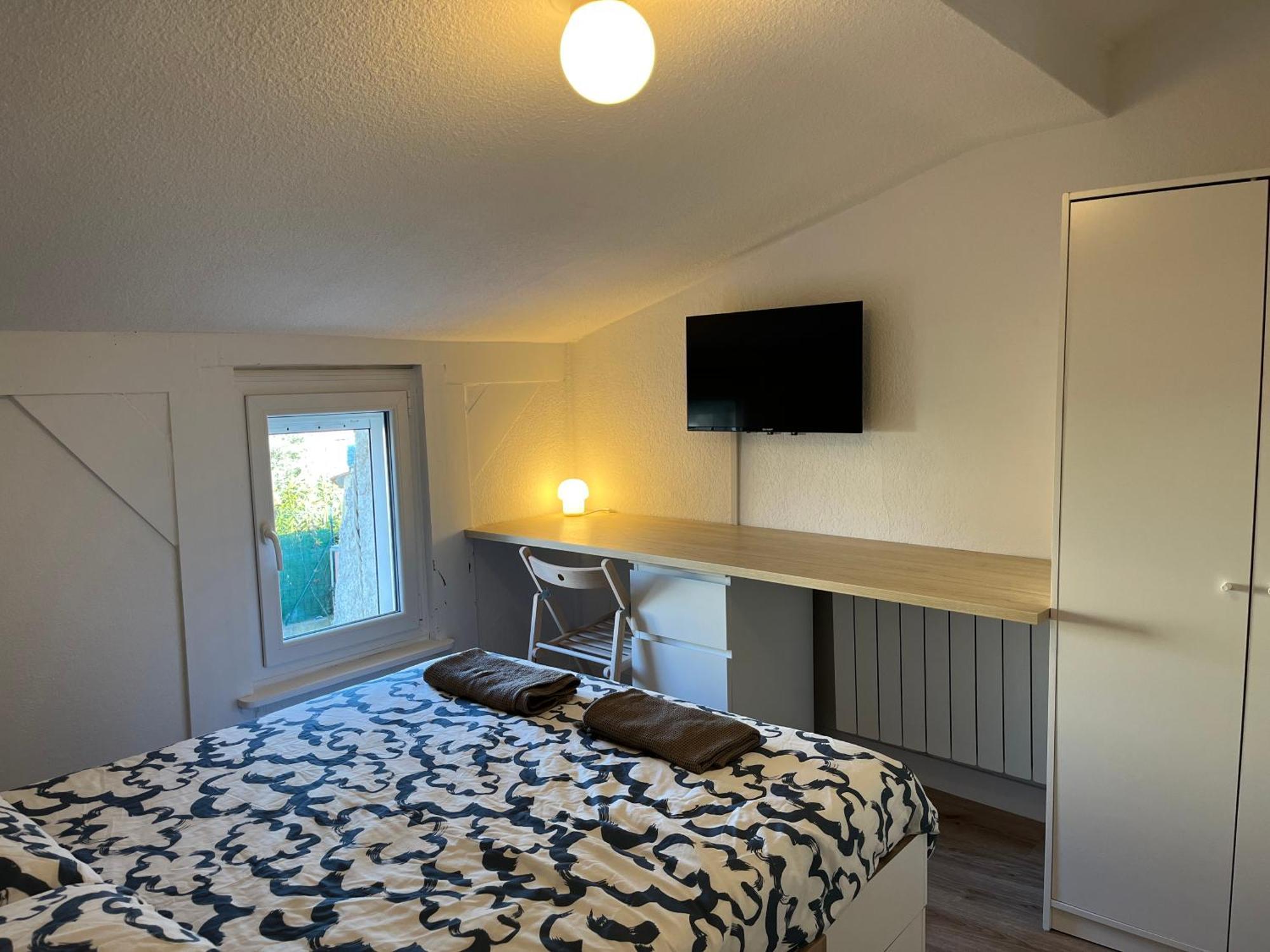 Appartement T3 Independant Ла-Ґард Екстер'єр фото