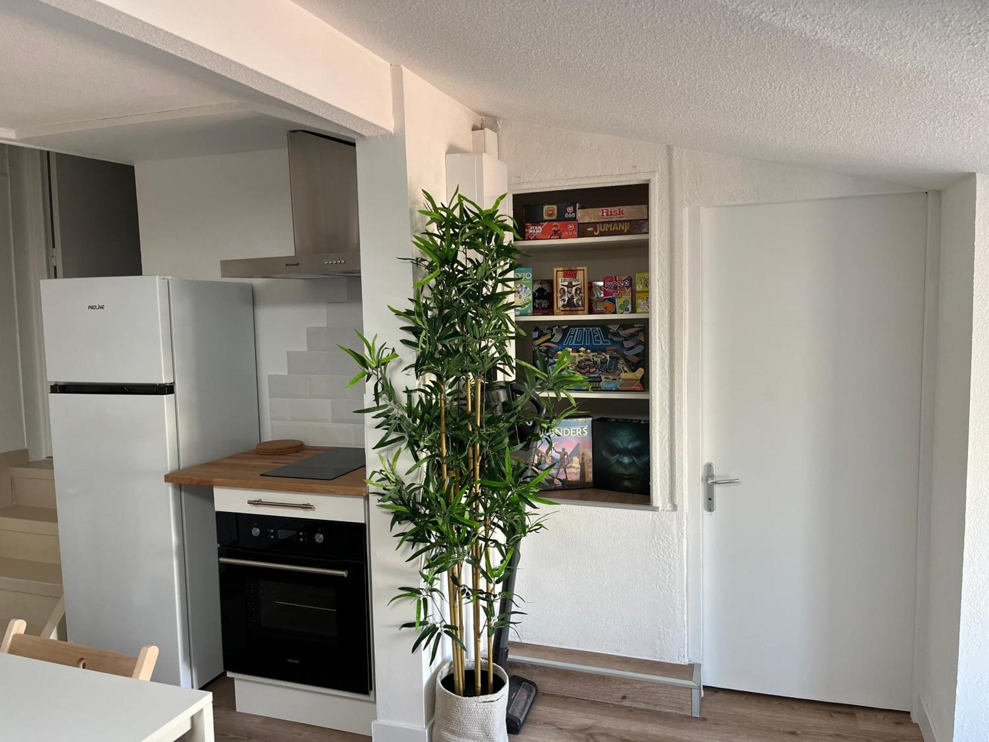 Appartement T3 Independant Ла-Ґард Екстер'єр фото