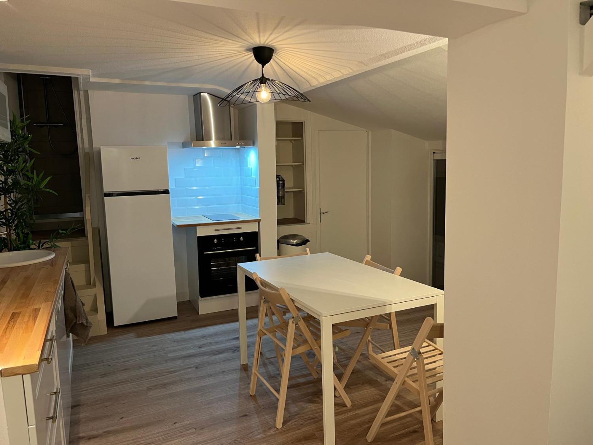 Appartement T3 Independant Ла-Ґард Екстер'єр фото